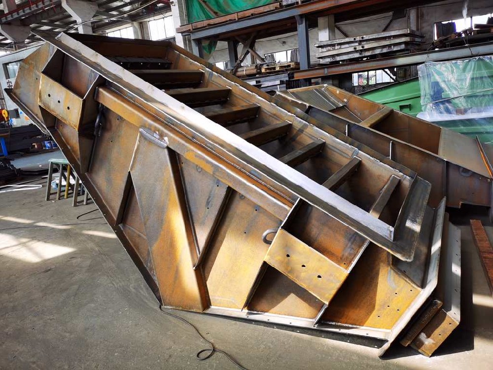 礦山設(shè)備鋼結(jié)構(gòu)部件焊接